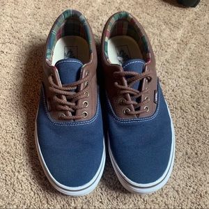 Men’s 10.5 Vans with leather detail